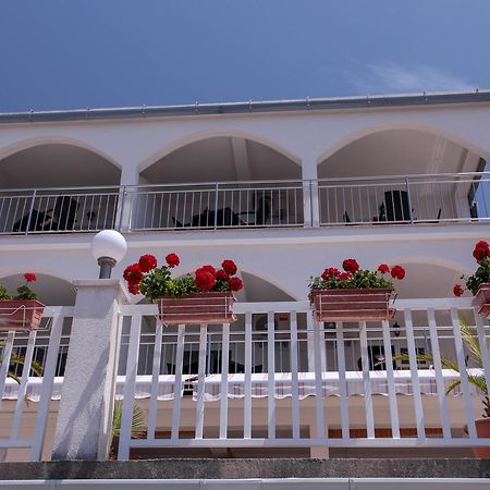 Apartments Ursula Gradac  Extérieur photo