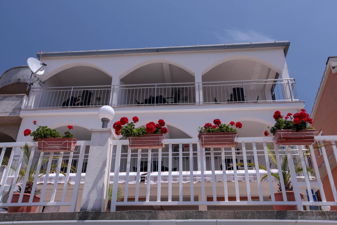 Apartments Ursula Gradac  Extérieur photo